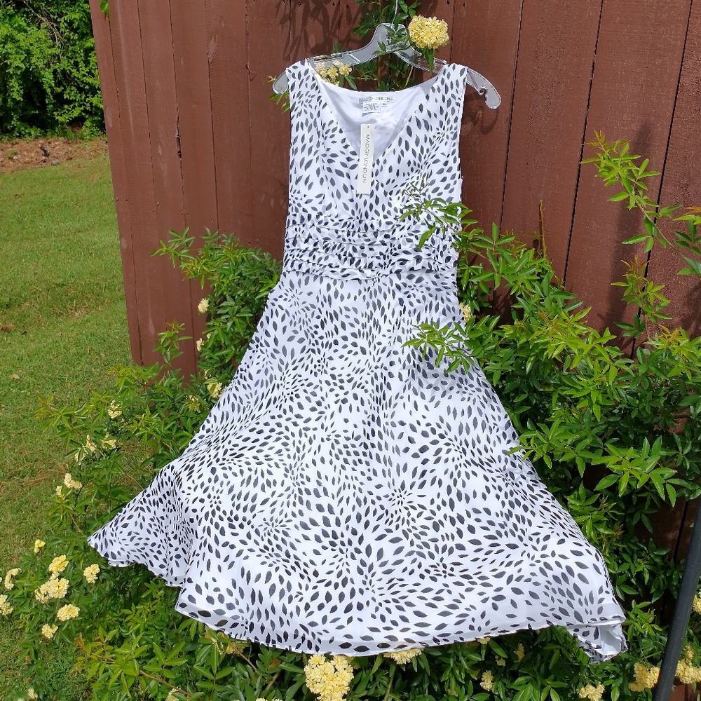 Maggy London %100 Silk Dress  Sz 10